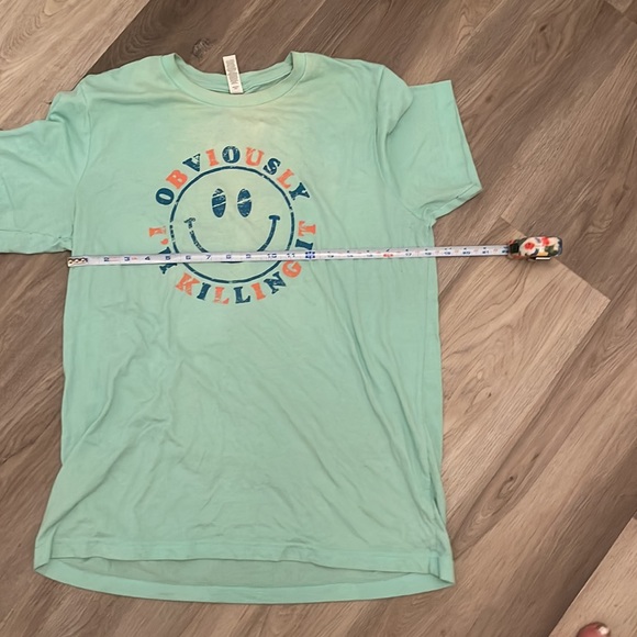 Large t shirt - Picture 4 of 4